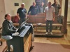 Les basses leur répondent.