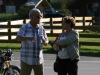 Christian Stauber en discussion avec Marinette Tille.