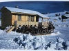 La terrasse bien remplie en hiver dans les années 1980.