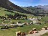 Vue du Cosmos et du réfectoire du Club Med, au début des années 1980.