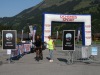 Margaux Jorand renseigne les coureurs.