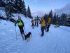 Sauveteurs à pied d'œuvre ET à ski