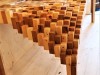 Une table design sympa, chez ANDRE Martin charpente.