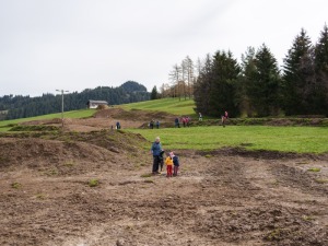 Ramasser les déchets est un jeu pour les enfants ! Ramasser les déchets est un jeu pour les enfants !