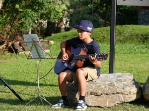 Elwis Borghi est sportif ET musicien accompli