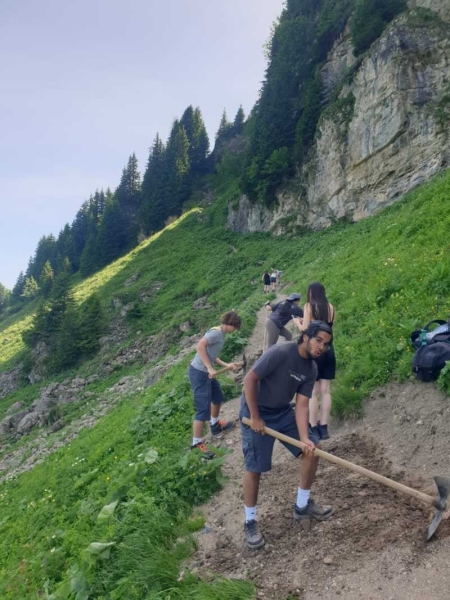 Aménagement sentier Petits Lacs au Chaussy (©Nicolas Tille)